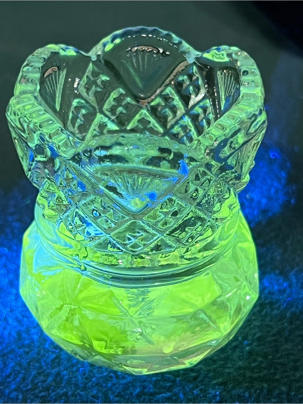 Vintage Westmoreland Crystal Fan & Diamond Toothpick Holder GLOWS